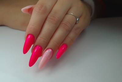 Doszkolenie techniczne manicure żelowe