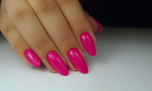 Manicure hybrydowy